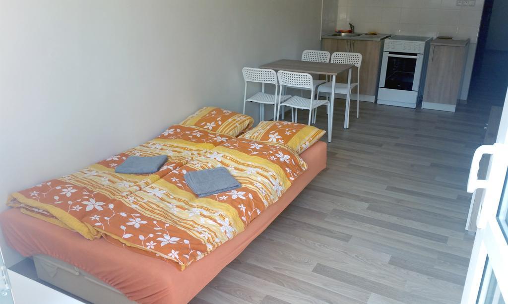 Aparthotel Usmev Острава Екстер'єр фото